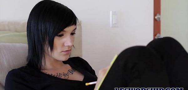  Leigh Raven and Nikki Hearts Tattooed Lesbian Roommates